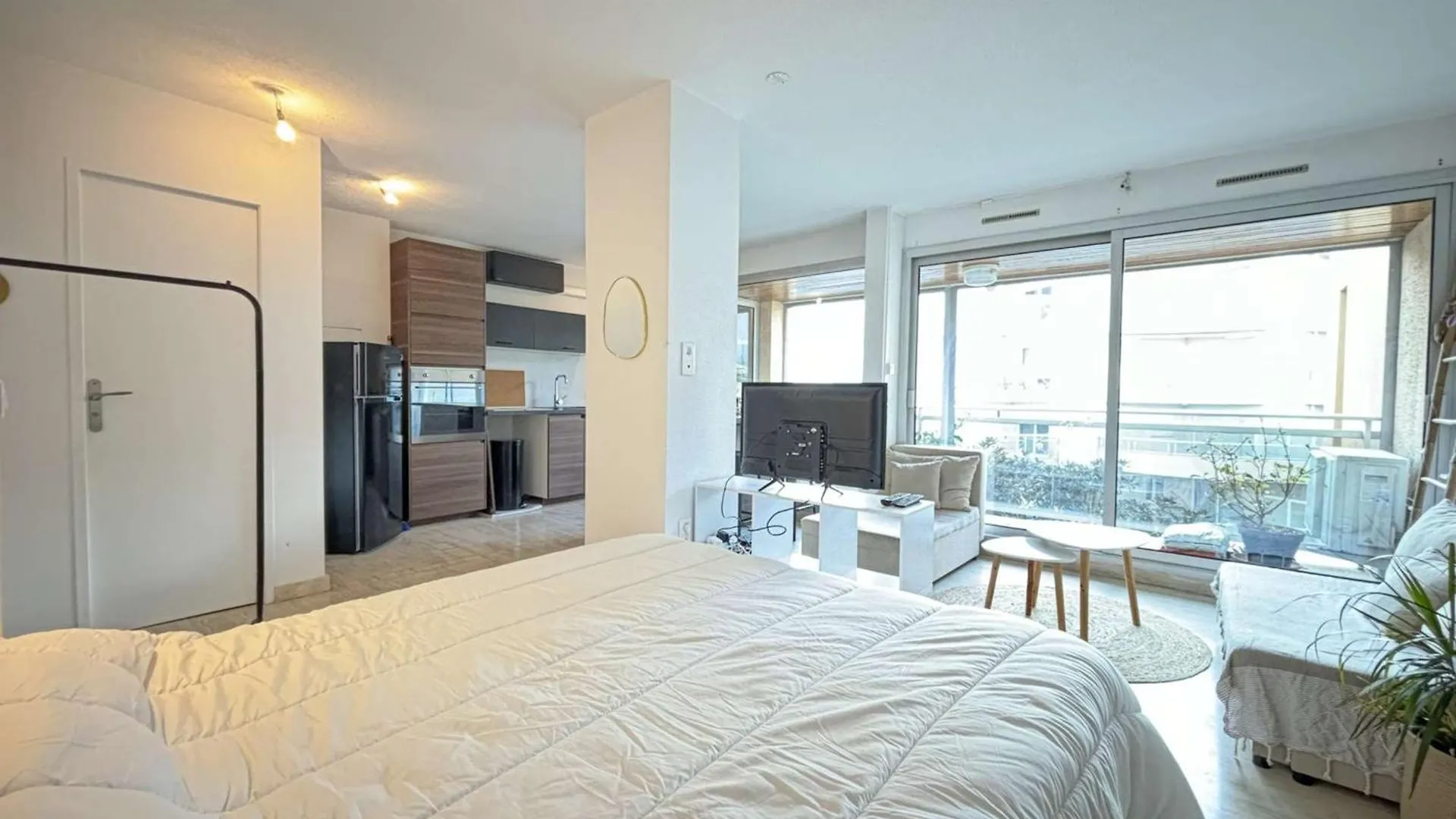 Studio Moderne Avec Terrasse Sur Le Toit, Parking Et Wifi - Fr-1-226B-225 Cavalaire-sur-Mer 0*,  Francia